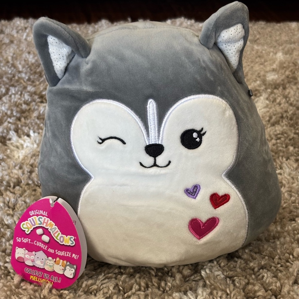 Squishmallows Gray and Cream Plush with Heart Accents (8 inch)